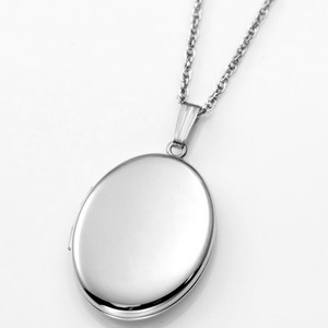 Engraved Lockets for Women